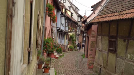 Eguisheim-is-built-around-its-castle,-this-medieval-city-unfolds-in-concentric-circles