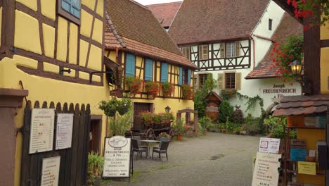 Main-highlight-in-Eguisheim-is-its-circular-system-of-medieval-streets