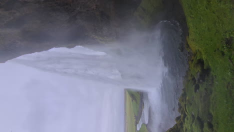 Vertical,-Seljalandsfoss-Waterfall-Iceland,-Popular-Tourist-Attraction