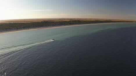 Aerial-drone-view-of-the-coast-of-Yorke-Peninsula,-South-Australia