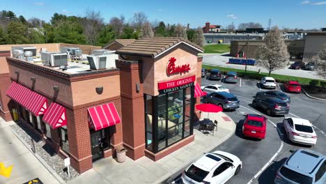 Aerial-close-up-of-a-busy-Chick-Fil-A-drive-thru