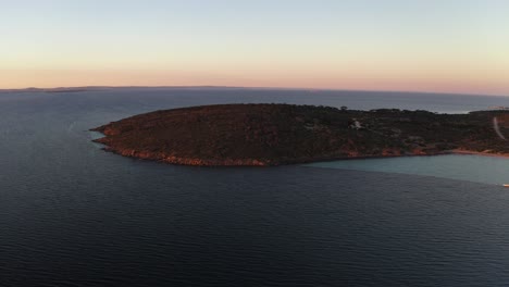 Luftaufnahme-Einer-Drohne-Bei-Sonnenuntergang-Im-Lincoln-Nationalpark,-Süden,-Australien