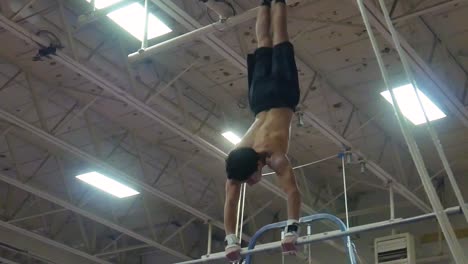 High-Bar-Specialist-does-a-routine