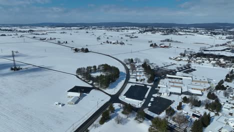 Pensilvania-Rural-Cubierta-De-Nieve-En-Un-Soleado-Día-De-Invierno