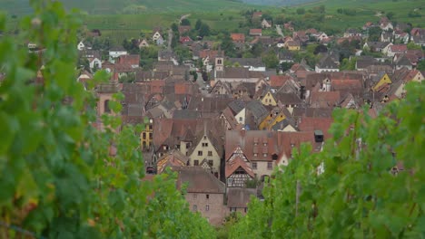 Riquewihr,-a-very-old-town,-is-made-up-of-half-timbered-houses-dating-back-to-the-15th---18th-centuries
