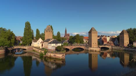 Panoramic-View-of-Ponts-Couverts-in-La-Petite-France-on-Cozy-Sunny-Evening