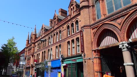 Panoramic-display-of-Dublin's-historic-George's-Street-Arcade-building,-pan-left-view