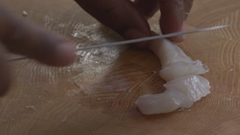 cutting-the-fish-for-the-ceviche-part-6