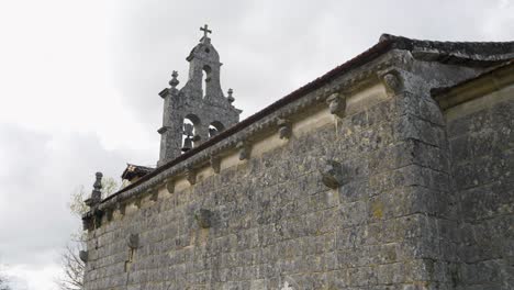 Kirche-San-Juan-De-Cortegada,-Sarreaus,-Spanien