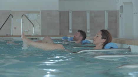 Indoor-Thalasso-Pool-with-Relaxed-Couple
