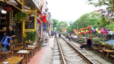 Railway-tracks-through-city-streets.-Popular-tourism-destination