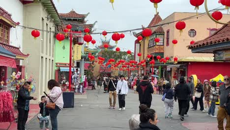 Spaziergang-Durch-Chinatown-Am-Chinesischen-Neujahrsfest-–-Ich-Perspektive