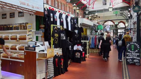 Diverse-dietary-delights-and-snacks-at-Dublin's-George's-Street-Arcade,-Dublin