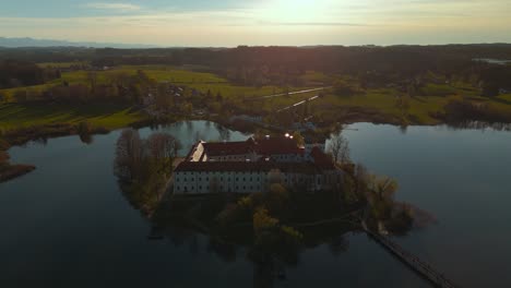 Berühmtes-Kloster-Seeon-In-Bayern,-Deutschland