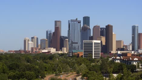 Einspielung-Des-Klaren-Blauen-Himmels-Und-Der-Innenstadt-Von-Houston,-Texas