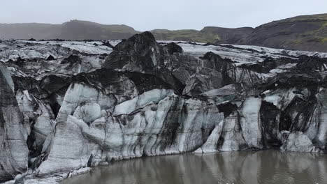 Drohnenaufnahme-Eines-Gletschers-Im-Isländischen-Hochland