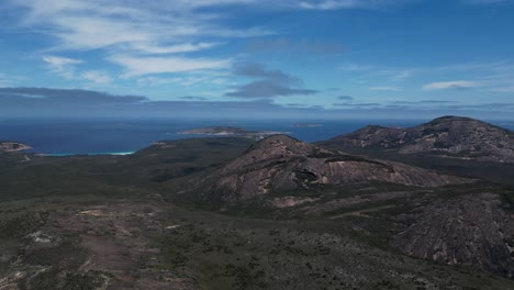 Luftaufnahme-Der-Berge-Im-Gebiet-Cape-Le-Grand,-Westaustralien