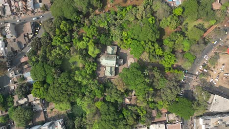 Museo-Del-Ayuntamiento-De-Ancho-A-Primer-Plano-Vista-De-Drones-En-Kolhapur-En-Maharashtra