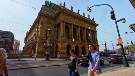 El-Teatro-Nacional-Y-La-ópera,-Praga,-República-Checa---Street-View