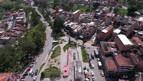 Drone-Shot-of-El-Penol,-Small-Town-in-Guatape-Region,-Colombia,-Revealing-Drone-Shot