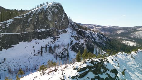 Aerial-view-of-snow-covered-mountain-landscape,-Lake-Tahoe,-California