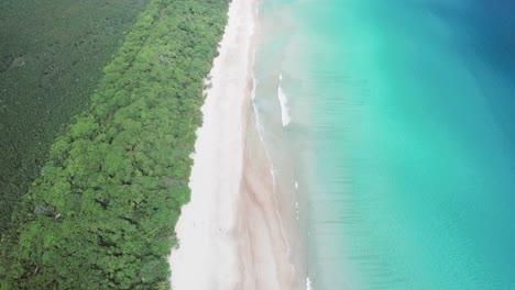 Gran-Isla-Ilha-Grande-Playa-Tropical-Angra-Dos-Reis,-Río-De-Janeiro,-Brasil