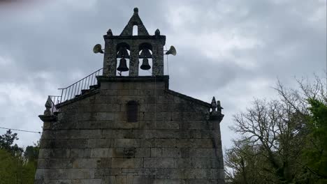 Campanario-De-La-Iglesia-De-San-Amaro,-Beade,-Ourense,-España