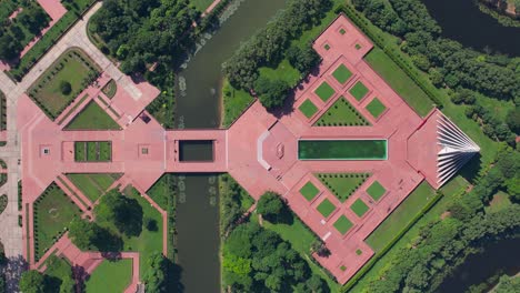 El-Monumento-Nacional-A-Los-Mártires-De-Bangladesh-Serena-Toma-Aérea