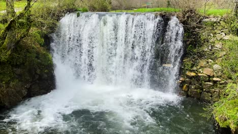 Majestic-Prado-Waterfall-in-Vilar-de-Barrio,-Spain