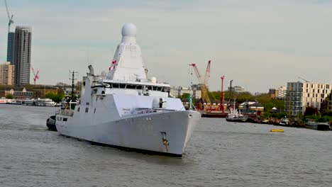 Hnlms-Holland,-Patrullero-Offshore-Clase-Holanda,-Tower-Bridge,-Londres,-Reino-Unido