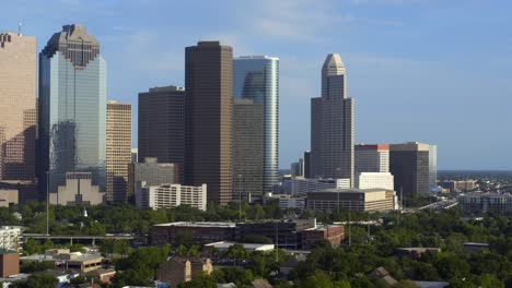 Establishing-shot-of-downtown-Houston,-Texas-on-a-sunny-day