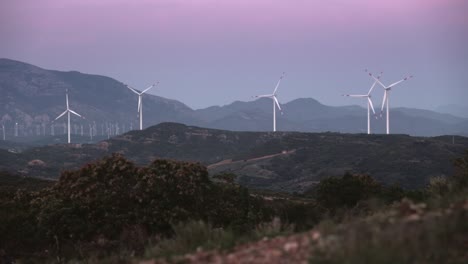 Valle-De-La-Planta-De-Energía-Eólica-En-La-Campiña-De-La-Península-De-Datça-En-Turquía