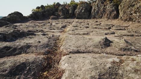 Roca-De-Eras-En-El-Santuario-Tracio-Harman-Kaya-En-Bulgaria