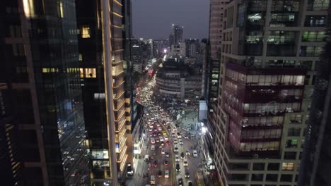 Tráfico-En-Hora-Punta-De-La-Vista-Aérea-De-La-Ciudad-De-Dhaka