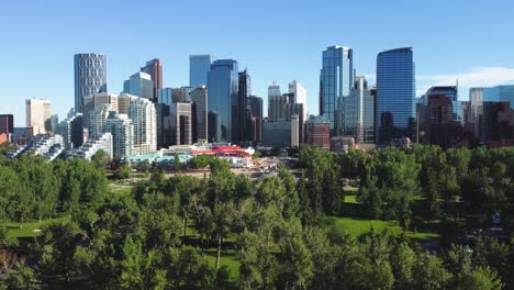 Downtown-Calgary,-Alberta,-Canada-skyline