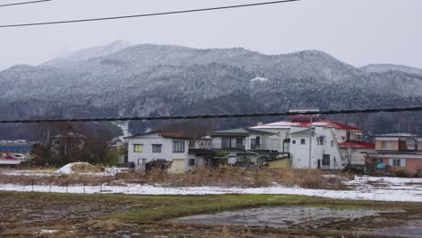 Nördliches-Ländliches-Japan,-Region-Tohoku-Im-Winter,-Schnee-In-Japanischen-Vierteln