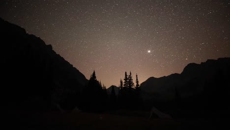 A-timelapse-of-the-stars-and-mountains-at-high-elevation-in-the-Fall-in-Montana
