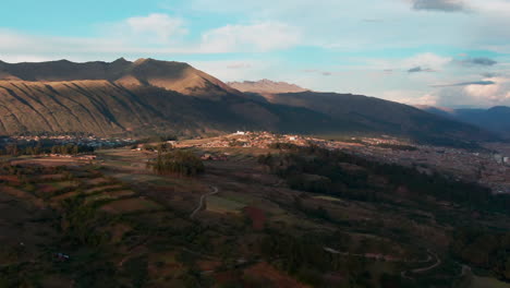 Quillahuata-Village-With-Pillku-Urqu-Mountain-In-The-Background-In-Cusco,-Peru