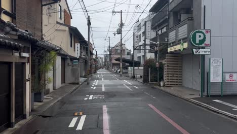 Walking-On-The-Empty-Streets-Of-Kyoto-Downtown-In-Japan