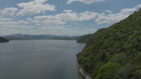 Hatillo-Staudamm-In-Der-Dominikanischen-Republik