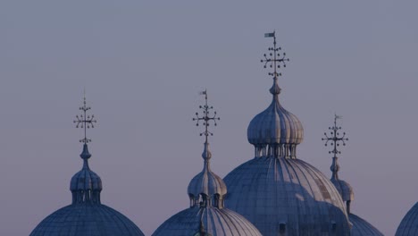 Domes-of-Saint-Mark's-Basilica-against-the-sky,-Venice-Italy