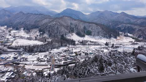 Yamadera-Schrein-Mit-Blick-über-Die-Präfektur-Yamagata-Im-Winter,-Nordjapan-4k
