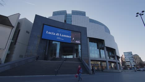 Exterior-View-Of-Opera-Bastille-In-The-12th-Arrondissement-of-Paris,-France