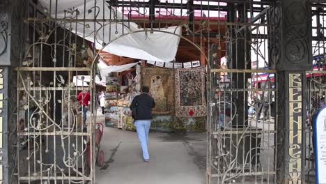 Entrance-to-an-old-popular-market-in-Moscow-izmailovsky-market