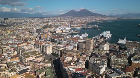 Luftaufnahme-über-Der-Innenstadt-Von-Neapel