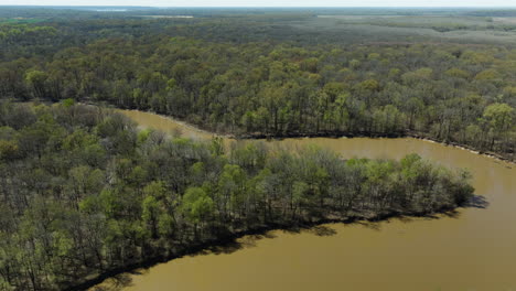 Aerial-View-Of-Hatchie-River-Amid-The-Lower-Hatchie-National-Wildlife-Refuge-In-Tennessee,-USA