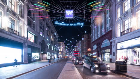 Zeitraffer-Der-Weihnachtsbeleuchtung-In-Der-Oxford-Street-In-London,-Großbritannien