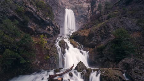 Timelapse-of-beautiful-waterfall-and-rocky-mountain-in-Riopar,-Albacete,-Spain