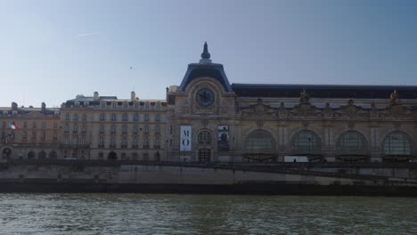 Museo-Musée-D&#39;Orsay-A-Orillas-Del-Río-Sena-En-París,-Francia