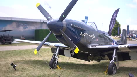 P51-mustang-on-display-at-airshow